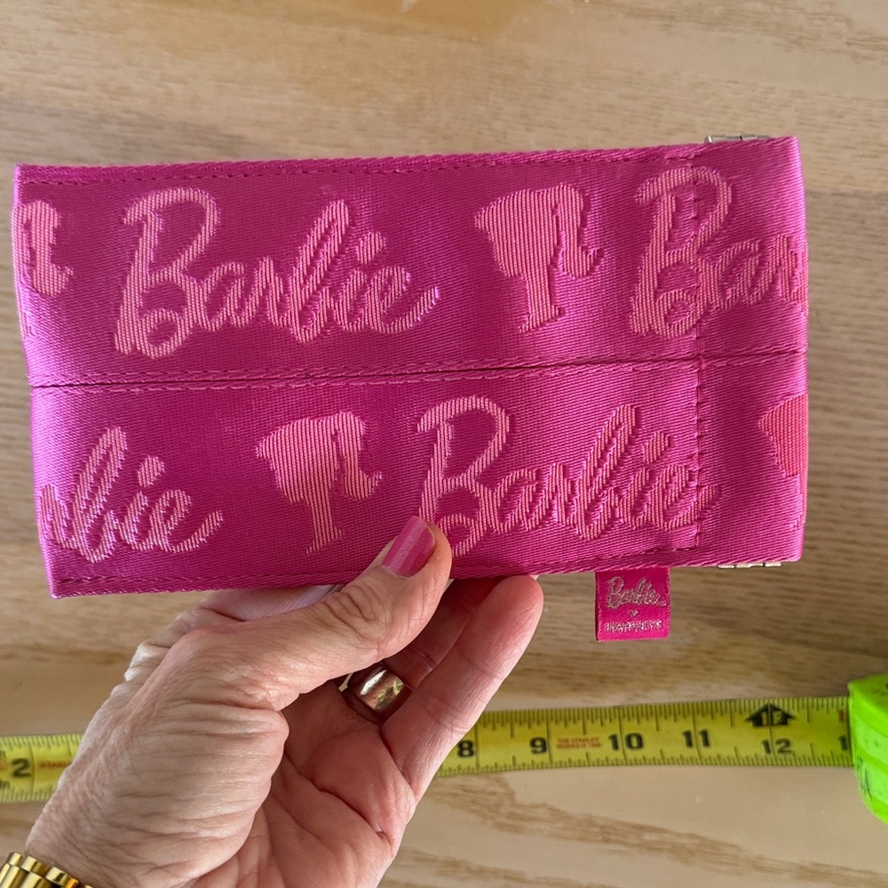 Harveys x Barbie glass case - Picture 2 of 3